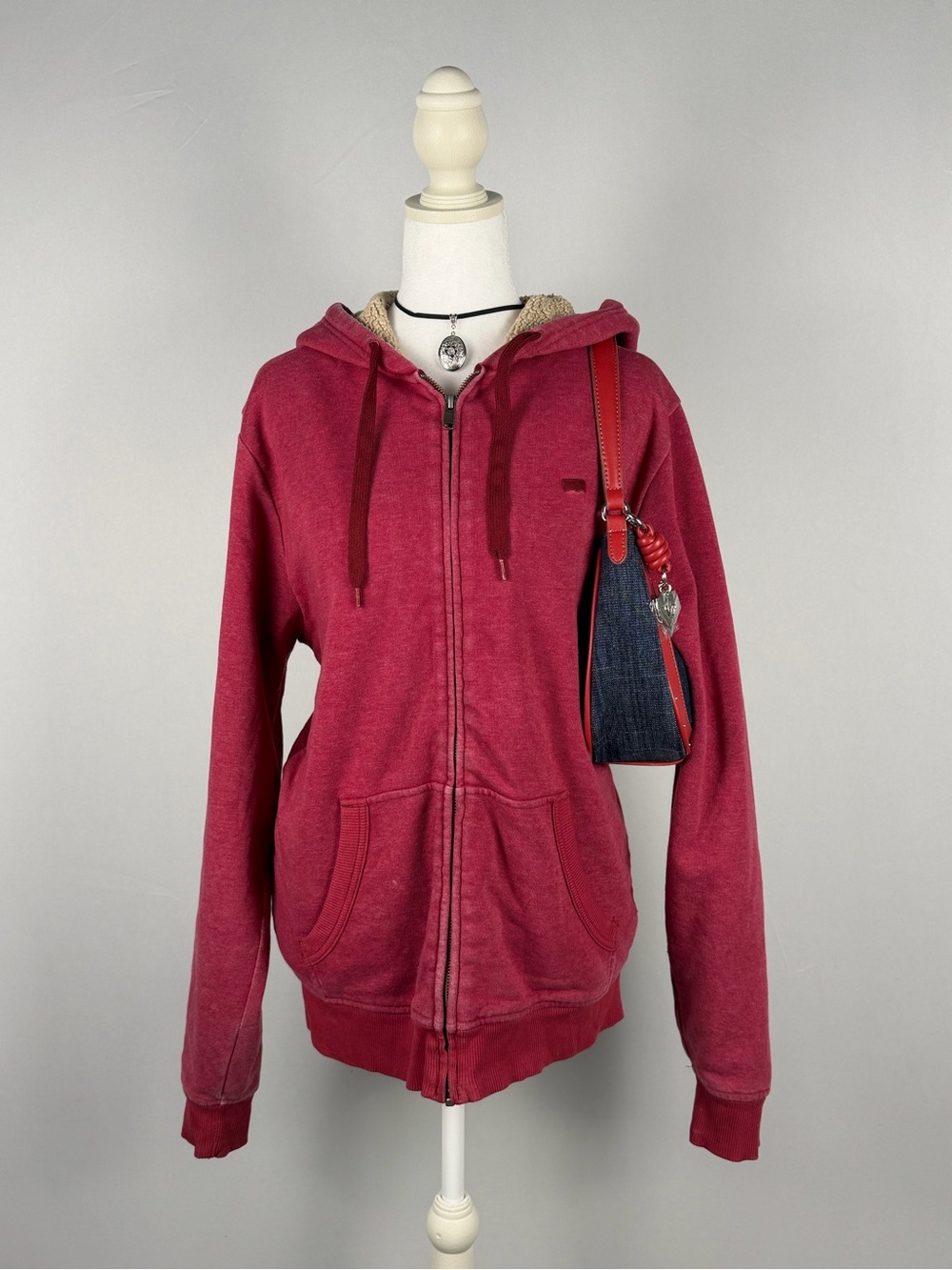 Levi-s Women's Red and Pink Hoodie